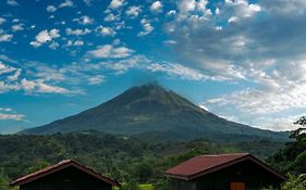 Arenal Roca Lodge & Bungalows